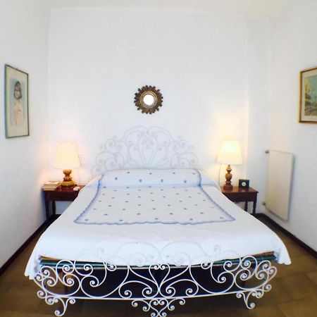 Riviera Mare Apartment Varazze Bagian luar foto