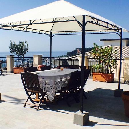Riviera Mare Apartment Varazze Bagian luar foto